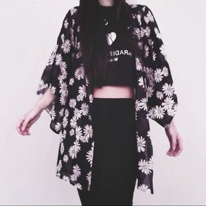 Daisy sheer Kimono